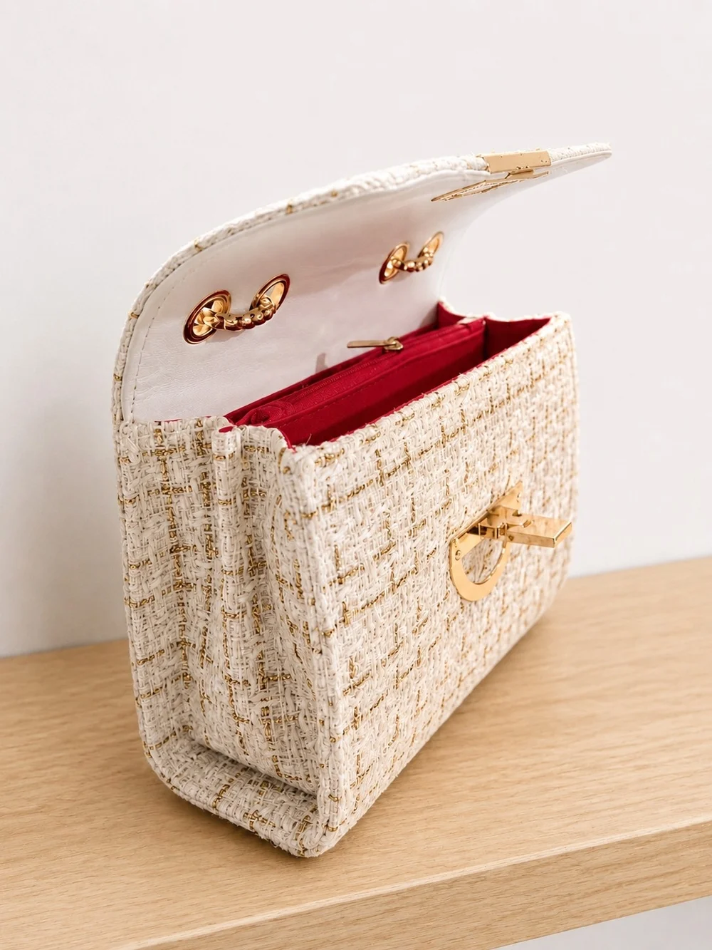 Elegant White Tweed Crossbody Bag with Gold Hardware
